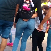 Candid blonde babe with a sexy juicy ass in tight jeans (part 2) VID_20200109_200424765.mp4-2024-04-01-16h52m11s072.jpg