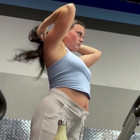 Thick gym babe