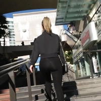 Shiny leggings babe