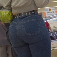 Candid grocery store babe with a delicious phat ass in tight jeans ssX110_Pawg2jeans.mp4-2024-04-04-15h49m52s829.jpg