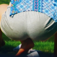 Candid park girl with a nice ass in grey athletic shorts bending over and squatting InShot_20240320_152132786.mp4-2024-04-06-08h53m33s352.jpg