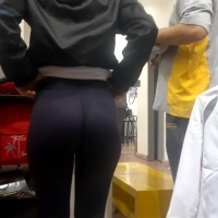 Quick leggings ass pulling tight