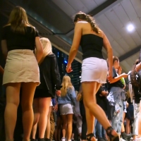 thank you justin bieber for bringing these teens out into public.mp4-2021-04-13-10h23m56s594.jpg