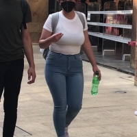 Huge candid boobs