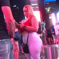 Candid sexy blonde lady with a phat ass in white Lulu leggings (part 4) candidbubbles_24_pt4.mp4-2024-04-14-10h04m07s266.jpg