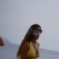 2 sexy beach friends