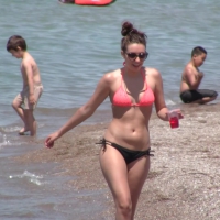 Couple of hot bikini girls