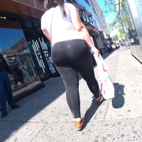 Candid thick Latina babe with a big ass in sun lit leggings bootyhunter1986-candidpalace.com-184.mp4-2023-04-16-12h25m48s623.jpg