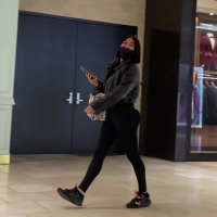 Sexy mall bubble