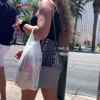 Thick candid babe showing some cheeks in patterned shorts fIREcANDIDS_pattleggshorts.mp4-2021-04-18-21h41m07s200.jpg