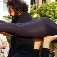 Blonde yoga babe in shiny Adidas leggings with an incredible ass Candid Ass Girl Doing Yoga In Shiny Leggings.mp4-2021-04-20-09h18m00s924.jpg