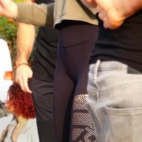 Blonde yoga babe in shiny Adidas leggings with an incredible ass Candid Ass Girl Doing Yoga In Shiny Leggings.mp4-2021-04-20-09h18m22s230.jpg