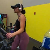 Smoking hot brunette working out at the gym in tight leggings Candid Leggings Gym Girls Compilation Part27.mp4-2021-04-20-11h48m03s510.jpg