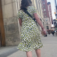 Candid hottie in a lemon drop dress with a bouncy ass juicynbounce.mp4-2023-04-20-17h29m40s733.jpg