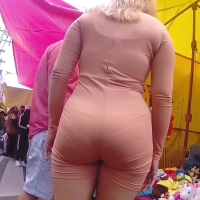 Candid Latina milf with a sexy ass and panty lines in a spandex shorts onesie girl in beige jumpsuit.mp4-2024-04-20-11h32m20s101.jpg