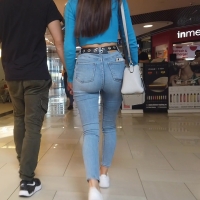 Candid slim brunette mall girl with a sexy skinny ass in tight jeans ssX192_Malljeans5.mp4-2024-04-20-12h59m29s542.jpg