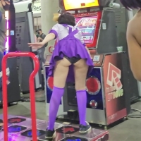 Candid cosplay girl showing her ass cheeks in a little purple skirt while playing a dance game drsiausoeaslprpaoicneenenskcaee.mp4-2025-04-20-11h46m21s475.jpg