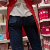 Slim candid blonde employee in tight blue jeans at work workin cutie.MOV-2023-04-22-06h44m24s363.jpg