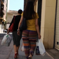 Candid girl with a jiggly as in loose patterned pants Jiggbst.m4v-2023-04-22-09h58m49s271.jpg