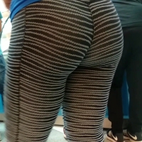 Candid Latina babe with a big booty in zebra like patterned leggings big ass zebra.mp4-2023-04-23-12h06m31s050.jpg