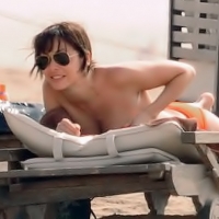 Natalie Imbruglia paparazzi pictures in various outfits Natalie Imbruglia bikini candids_7699737.jpg