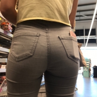 Big booty ebony babe in tight grey jeans Big black ass in jeans
