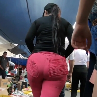 Candid thick Latina with a huge booty in tight pink pants Madura con nalgas grandes ..movimiento de culo sex.mp4-2023-05-02-16h28m10s922.jpg