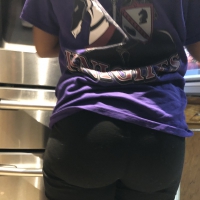 Girlfriends ebony friend with big booty in tights Girlfriends friend in tights