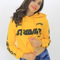 Hot Latina teen in tight jeans with decent ass Hot teen babe in tight jeans