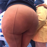 Candid sexy milf with a phat bubble and vpl in tight leggings bootyhunter1986-candidpalace.com-45.mp4-2023-05-04-16h51m44s794.jpg