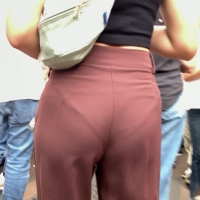 Candid skinny Asian babe showing her panty lines in tight pants 新增專案(5).mp4-2024-05-04-09h17m42s264.jpg