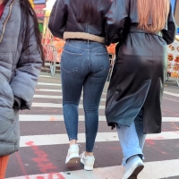 Candid brunette girl with a sexy big booty and vpl in jeans Big booty white girl.mp4-2024-05-04-15h25m06s246.jpg