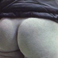 Teen ass bouncing in grey leggings