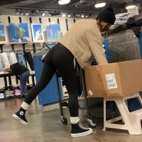 Skinny bubble employee