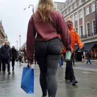Hot candid blonde girl with a sexy ass making it jiggle a bit in grey leggings Bubble ass slap 4k.mp4-2023-05-07-12h55m35s868.jpg