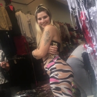 Sexy candid big booty blonde girl caught a second time in patterned leggings IMG_2694.mp4-2023-05-10-17h08m41s275.jpg