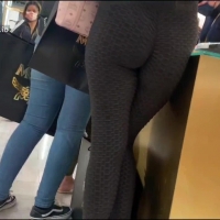 Textured leggings booty