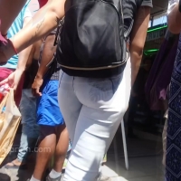 Sexy Latina ass