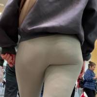 Candid sexy mall babe with a nice ass in ribbed leggings 2024-01-01 14.18.36.mov-2024-05-11-09h49m50s595.jpg