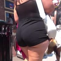 Candid thick phat ass white girl giving cheek peeks in little black shorts cb39.mp4-2024-05-11-10h25m07s805.jpg