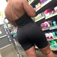 Quick candid clip of a sexy ebony babe with a phat ass in black spandex shorts VV S3 E5.1 Amazing Slim Thick Ebony.mov-2024-05-12-07h18m55s334.jpg
