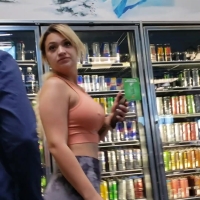 Smoking hot milf