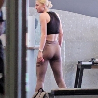 Skinny candid blonde girl working out at the gym in leggings 20240502_105944.mp4-2024-05-13-15h43m23s498.jpg