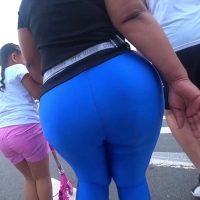 Candid sexy ebony milf with a huge ass stuffed into blue leggings while capped by two shooters bootyhunter1986-candidpalace.com-36.mp4-2023-05-17-17h04m38s197.jpg