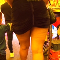 Sexy candid Latina milf in a little black skirt at the market girl in short dress and heels.mp4-2023-05-18-17h23m53s806.jpg