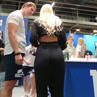 Candid Swedish fitness expo blondie with a nice ass in black leggings YouCut_20230127_185711889.mp4-2024-05-19-08h56m26s376.jpg
