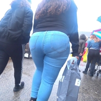 Candid thick phat ass white girl in tight jeans with vpl bootyhunter1986-candidpalace.com-115.mp4-2023-05-21-14h01m19s427.jpg