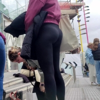 Candid slim babe with a nice booty in black leggings leggings black.mp4-2024-05-23-17h11m33s672.jpg