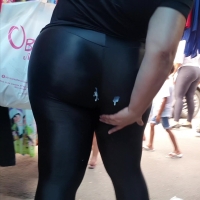 Shiny ass creamed