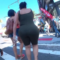 Candid Latina girl in green spandex shorts with a huge bubble bootyhunter1986-candidpalace.com-38.mp4-2023-05-26-14h46m20s409.jpg